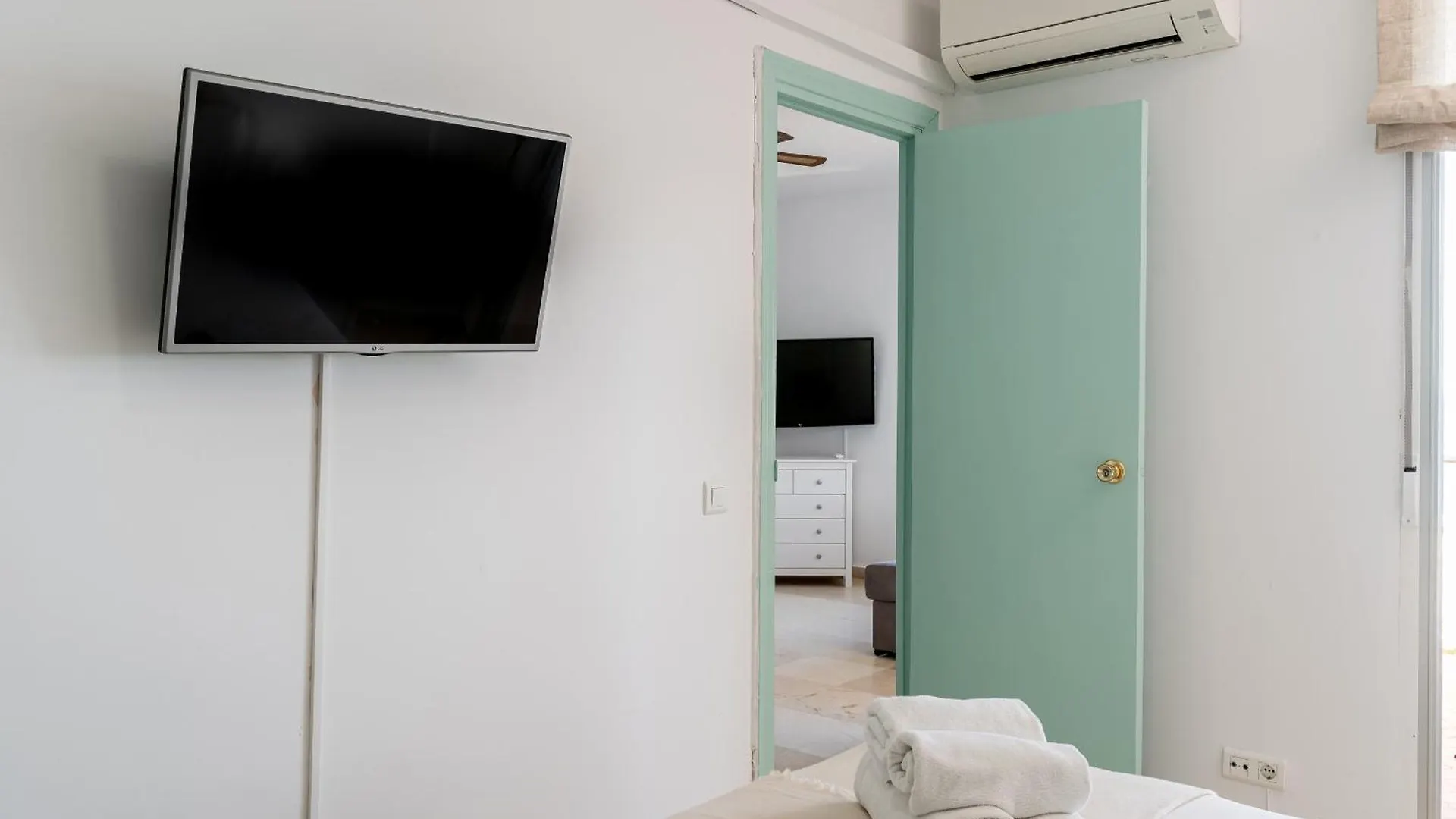 Monko Brisas Del Mar Apartment Torremolinos 0*,  Spain